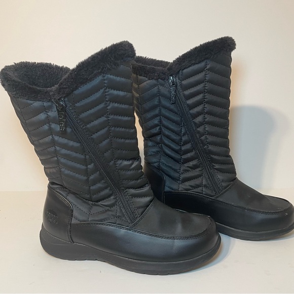 Totes Winter Snow Boots Women 6M Helena Black Faux Leather Zip Faux Fur Quilted - Picture 2 of 15